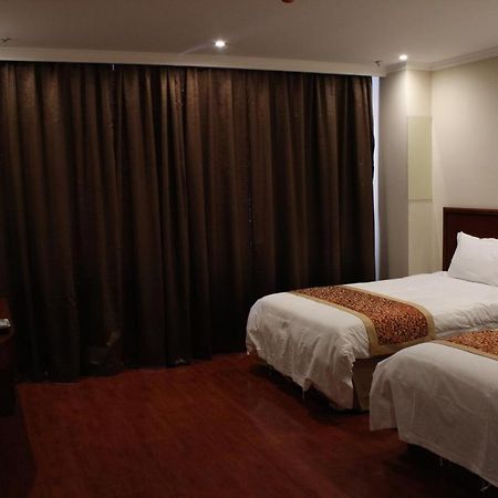 Greentree Inn Shenyang Shengjing Hospital Shenyang Liaol Road Business Hotel Exterior photo